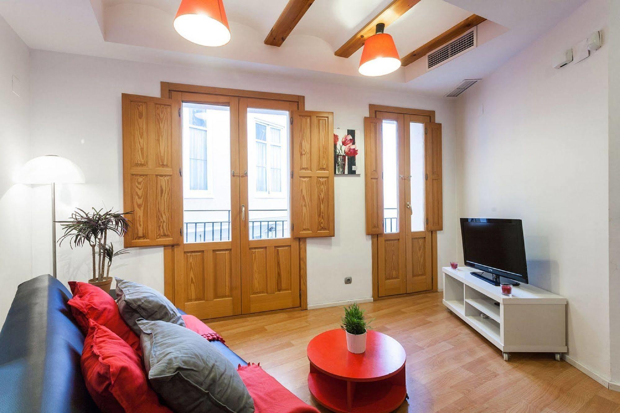 ולנסיה Like Apartments Lonja מראה חיצוני תמונה