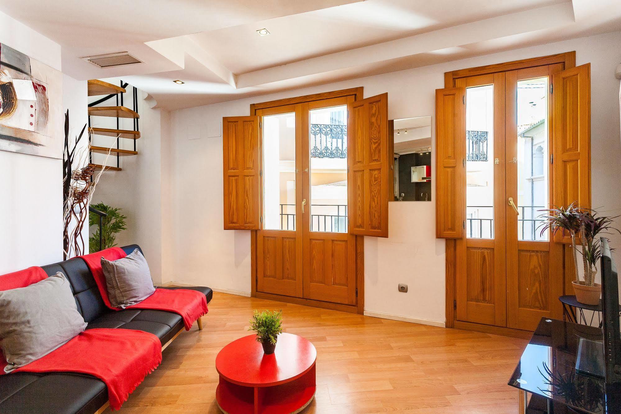 ולנסיה Like Apartments Lonja מראה חיצוני תמונה